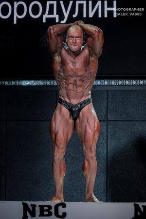 CLASSIC PHYSIQUE
